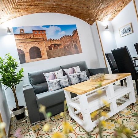 Art & Suite Apartment Caces מראה חיצוני תמונה
