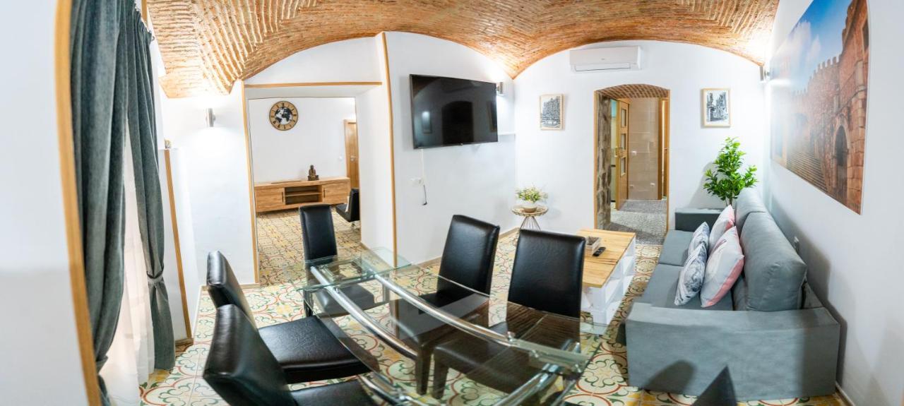 Art & Suite Apartment Caces מראה חיצוני תמונה