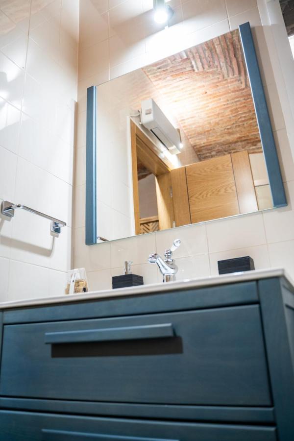 Art & Suite Apartment Caces מראה חיצוני תמונה